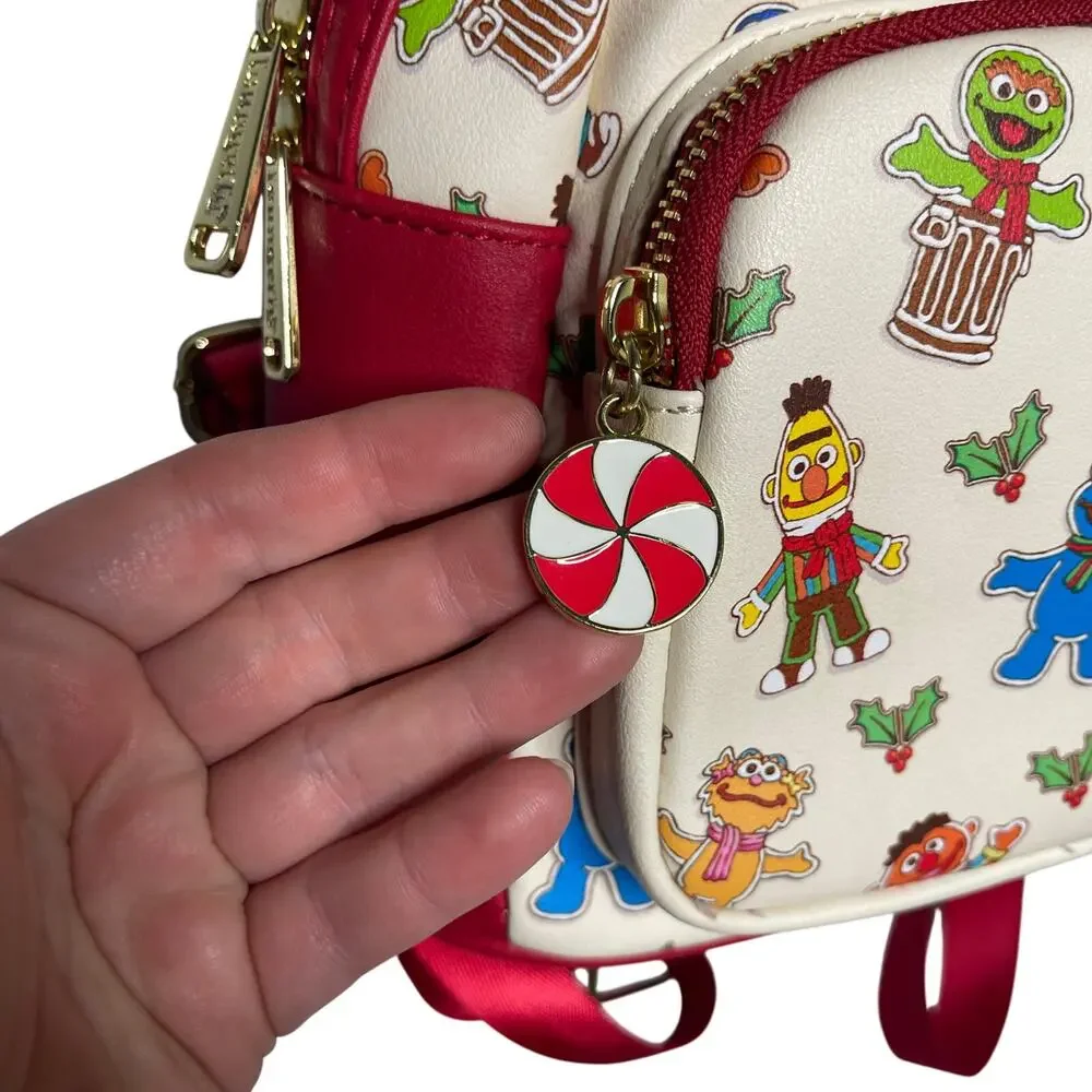 Loungefly Christmas Sesame Street mini backpack LIMITED EDITION - Picture 7 of 7